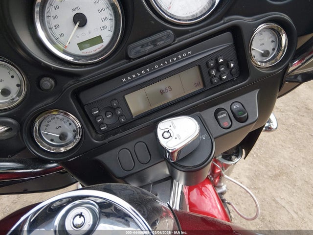 2012 HARLEY-DAVIDSON FLHX 1HD1KBM12CB611930 Photo 10