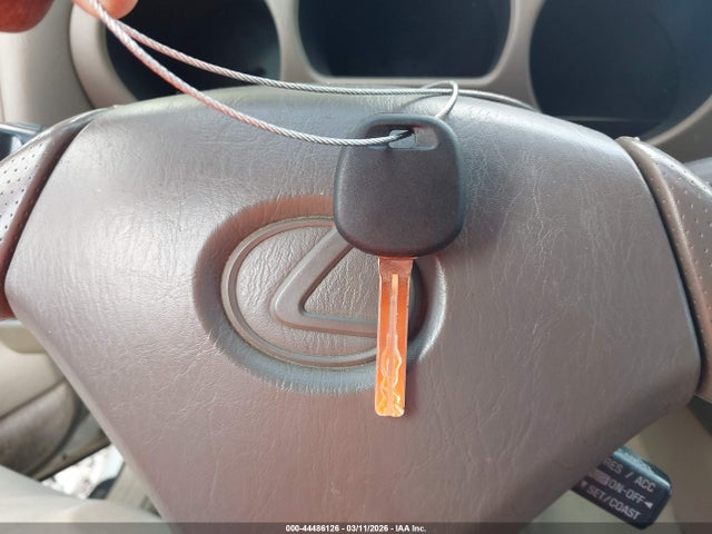 Продажа на аукционе авто 1998 Lexus Gs 300, vin: JT8BD68SXW0027235, номер лота: 44486126