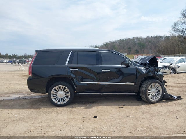 44486132 :رقم المزاد ، 1GYS4DKJ0JR130913 vin ، 2018 Cadillac Escalade Platinum مزاد بيع