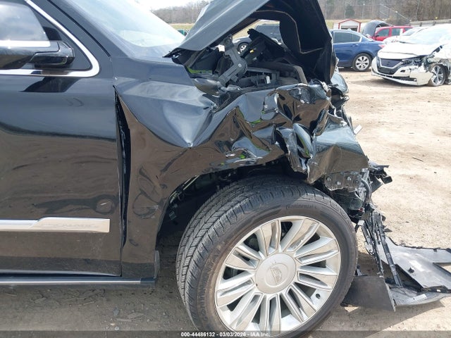 44486132 :رقم المزاد ، 1GYS4DKJ0JR130913 vin ، 2018 Cadillac Escalade Platinum مزاد بيع