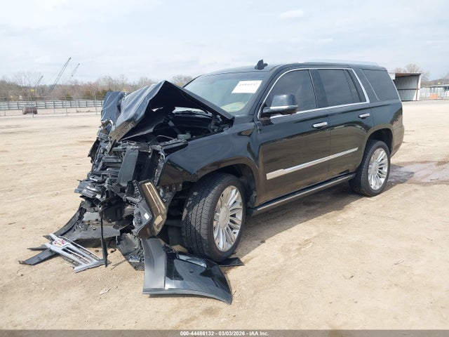 2018 CADILLAC ESCALADE 1GYS4DKJ0JR130913 Photo 1