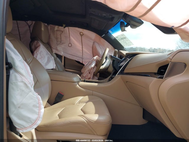 2018 CADILLAC ESCALADE 1GYS4DKJ0JR130913 Photo 4