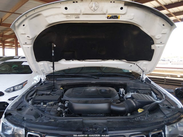 1C4RJEAG4HC752324 Jeep Grand Cherokee Laredo 4x2