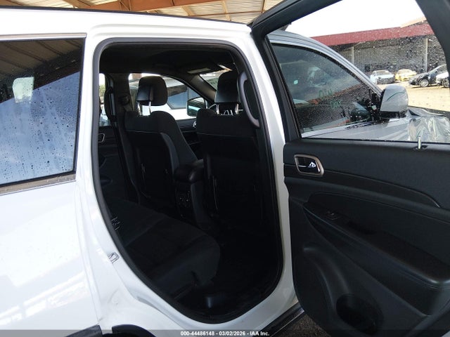 1C4RJEAG4HC752324 Jeep Grand Cherokee Laredo 4x2