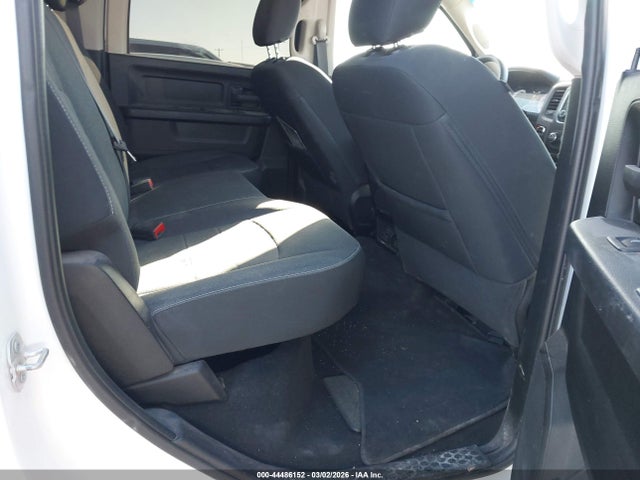 Продажа на аукционе авто 2022 Ram 1500 Classic Tradesman  4x4 5'7 Box, vin: 3C6RR7KG5NG206506, номер лота: 44486152