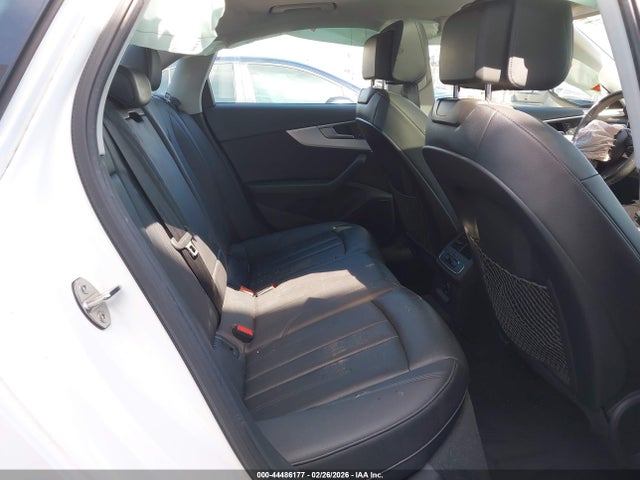 WAUGNAF4XHN062386 Audi A4 2.0t Premium