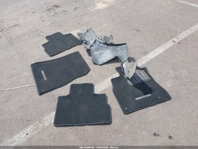 44486182 :رقم المزاد ، 3N1AB8DV2NY294553 vin ، 2022 Nissan Sentra Sr Xtronic Cvt مزاد بيع