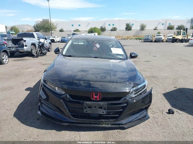 1HGCV1F1XKA032165 Honda ACCORD LX