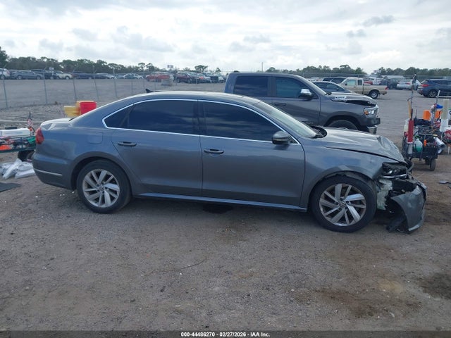 44486270 :رقم المزاد ، 1VWBA7A36JC032391 vin ، 2018 Volkswagen Passat 2.0t Se مزاد بيع