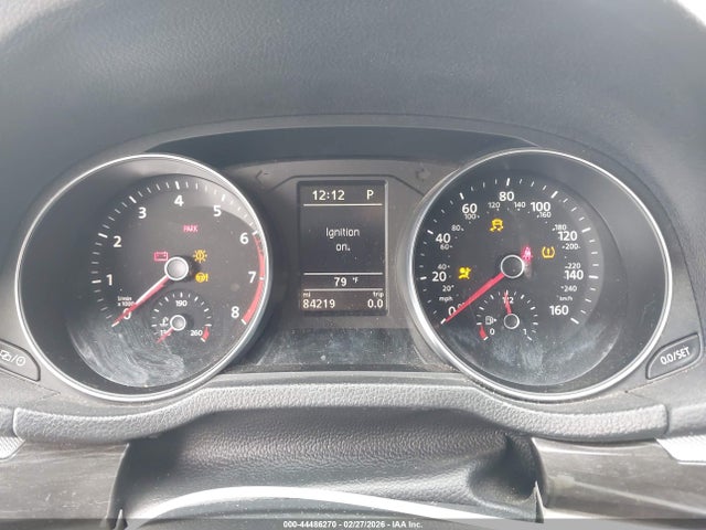 44486270 :رقم المزاد ، 1VWBA7A36JC032391 vin ، 2018 Volkswagen Passat 2.0t Se مزاد بيع