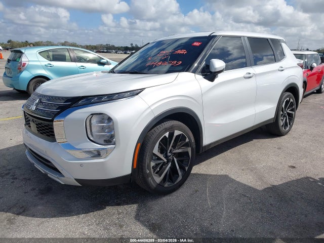 2024 MITSUBISHI OUTLANDER JA4J3VA87RZ048353 Photo 1