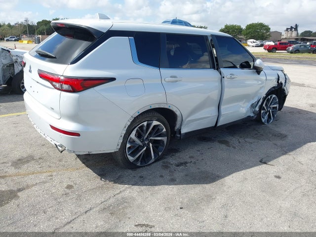 2024 MITSUBISHI OUTLANDER JA4J3VA87RZ048353 Photo 3