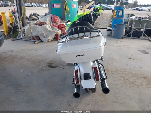 2024 HARLEY-DAVIDSON FLHX 1HD1KB713RB641605 Photo 5