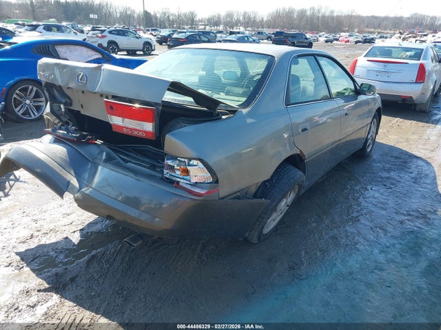 44486329 :رقم المزاد ، JT8BF28G310336858 vin ، 2001 Lexus Es 300 مزاد بيع