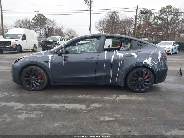 Продажа на аукционе авто 2022 Tesla Model Y Performance Dual Motor All-wheel Drive, vin: 7SAYGDEF1NF442025, номер лота: 44486356