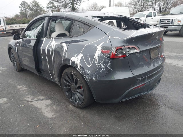 Продажа на аукционе авто 2022 Tesla Model Y Performance Dual Motor All-wheel Drive, vin: 7SAYGDEF1NF442025, номер лота: 44486356