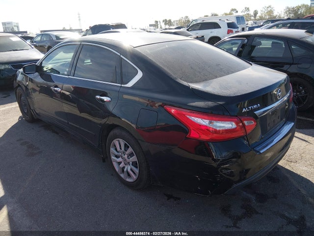 1N4AL3AP3HN305683 Nissan Altima 2.5 S