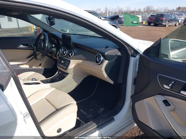 44486391 :رقم المزاد ، WDDSJ4EB6HN457908 vin ، 2017 Mercedes-benz Cla 250 مزاد بيع