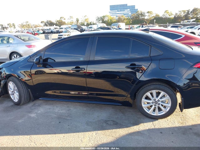 Toyota COROLLA LE 2026 5YFB4MDE1TP412321 Image 14