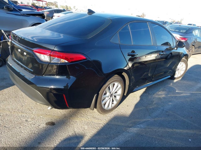 Toyota COROLLA LE 2026 5YFB4MDE1TP412321 Image 4