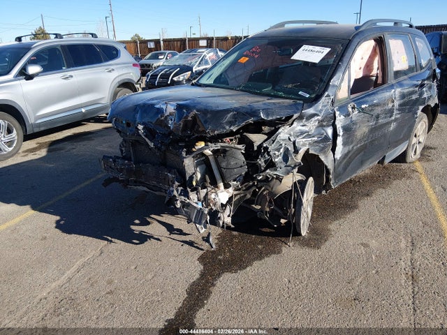 JF2SJABC5JH458690 Subaru Forester 2.5i