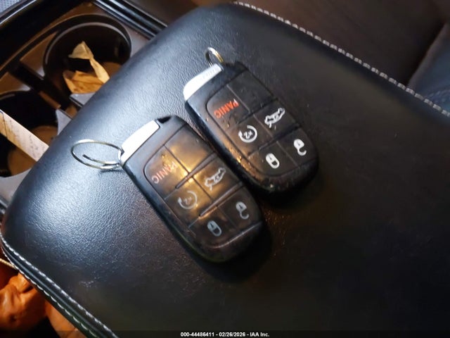 Продаж на аукціоні авто 2013 Chrysler 300 300s Glacier, vin: 2C3CCAGT1DH608433, номер лоту: 44486411