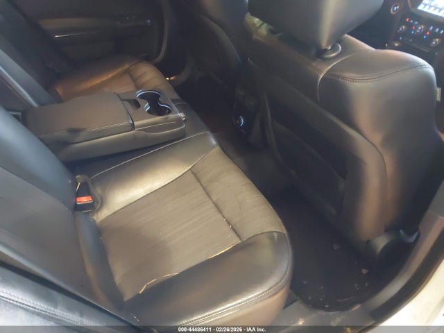 Продаж на аукціоні авто 2013 Chrysler 300 300s Glacier, vin: 2C3CCAGT1DH608433, номер лоту: 44486411