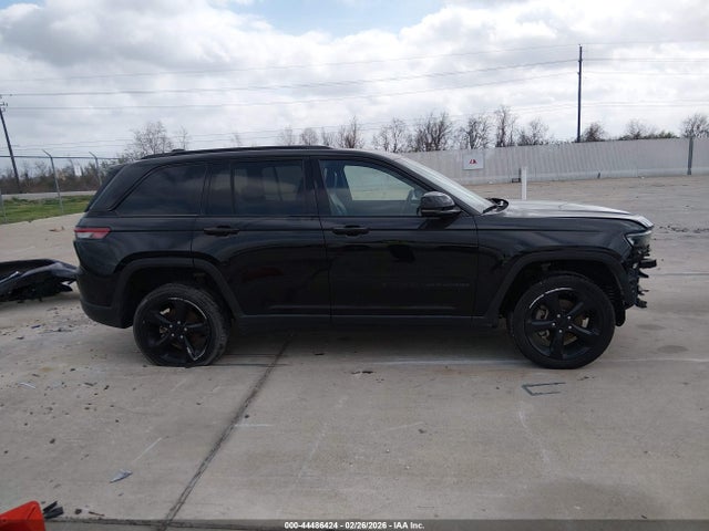 1C4RJHAG0N8634996 Jeep Grand Cherokee Altitude 4x4