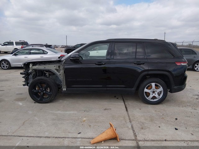 1C4RJHAG0N8634996 Jeep Grand Cherokee Altitude 4x4