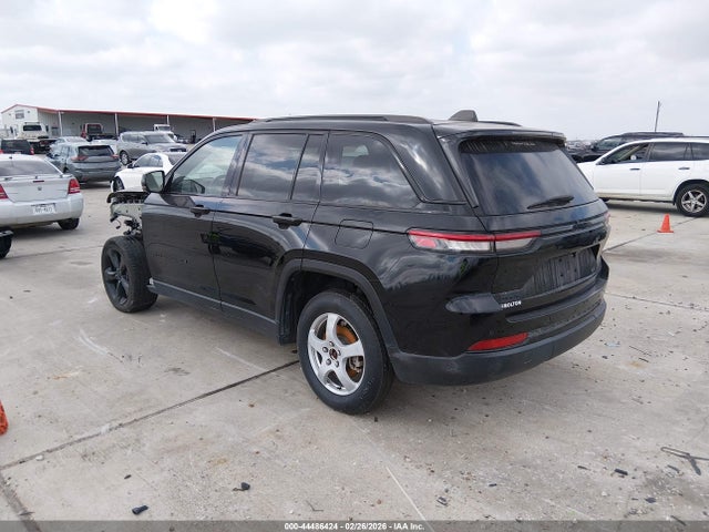 2022 JEEP GRAND CHEROKEE 1C4RJHAG0N8634996 Photo 2