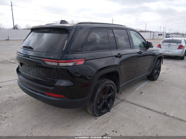 2022 JEEP GRAND CHEROKEE 1C4RJHAG0N8634996 Photo 3