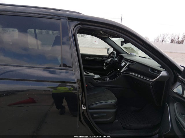 2022 JEEP GRAND CHEROKEE 1C4RJHAG0N8634996 Photo 4