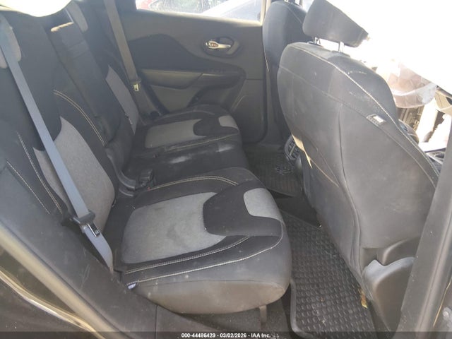 Jeep Cherokee Latitude 2014 1C4PJMCS8EW124652 Image 8