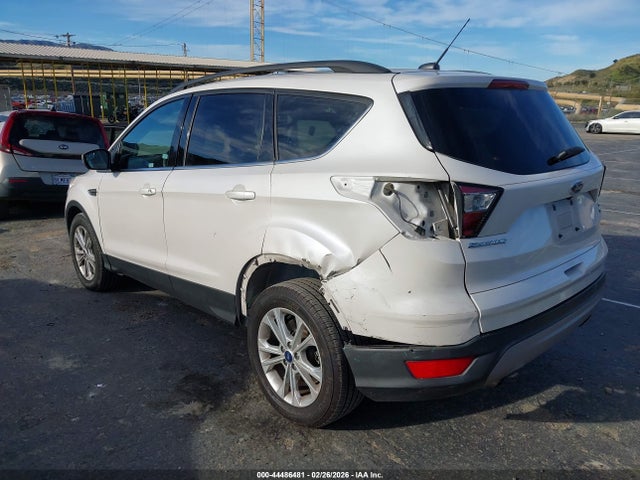 Ford ESCAPE SE 2018 1FMCU0GD3JUC36108 Image 3