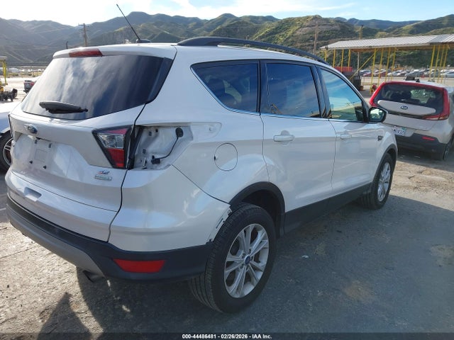 Ford ESCAPE SE 2018 1FMCU0GD3JUC36108 Image 4