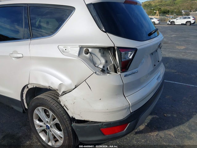 Ford ESCAPE SE 2018 1FMCU0GD3JUC36108 Image 6