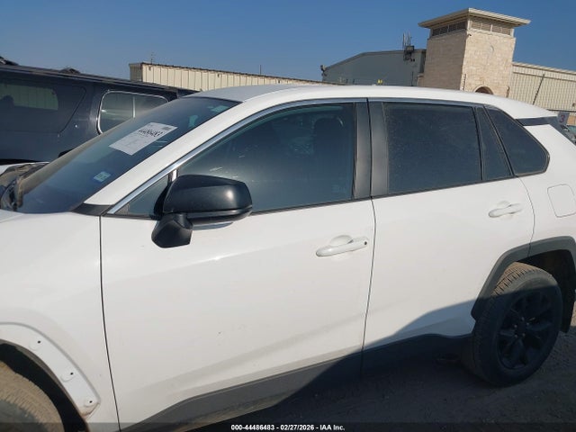 Toyota RAV4 LE 2022 2T3F1RFV1NC309401 Image 15