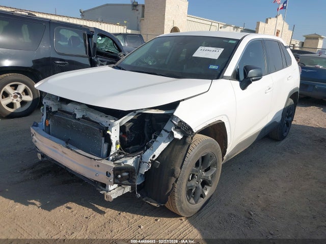 Toyota RAV4 LE 2022 2T3F1RFV1NC309401 Image 2