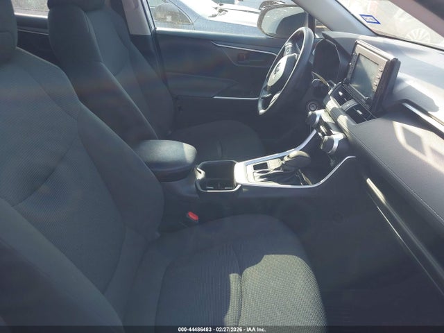 Toyota RAV4 LE 2022 2T3F1RFV1NC309401 Image 5