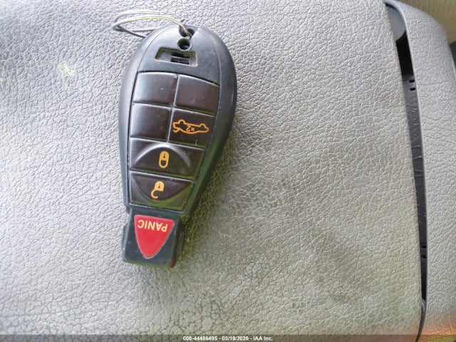 44486495 :رقم المزاد ، 2C3CA4CD5AH123388 vin ، 2010 Chrysler 300 Touring مزاد بيع