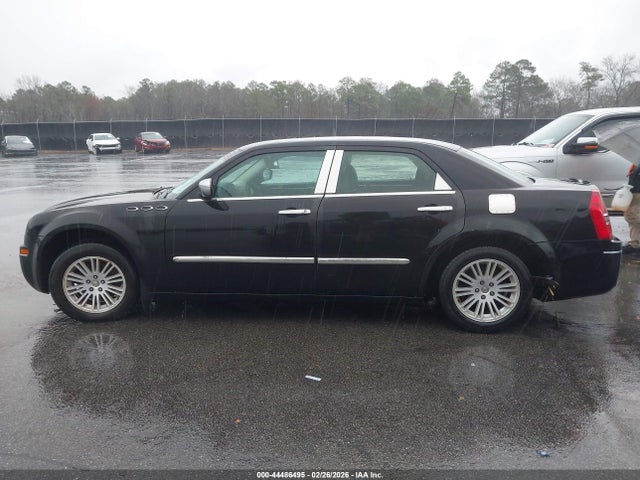 44486495 :رقم المزاد ، 2C3CA4CD5AH123388 vin ، 2010 Chrysler 300 Touring مزاد بيع