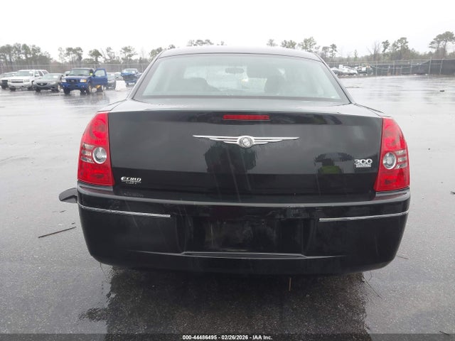 44486495 :رقم المزاد ، 2C3CA4CD5AH123388 vin ، 2010 Chrysler 300 Touring مزاد بيع