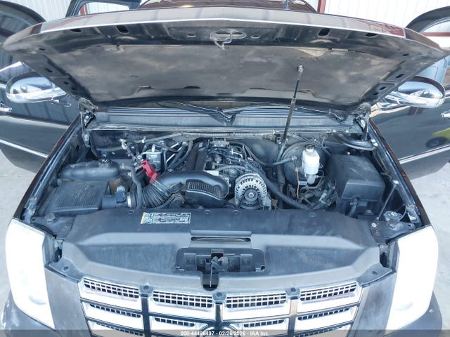 Auction sale of the 2010 Cadillac Escalade Premium, vin: 1GYUKCEF8AR214946, lot number: 44486497