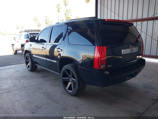 Auction sale of the 2010 Cadillac Escalade Premium, vin: 1GYUKCEF8AR214946, lot number: 44486497