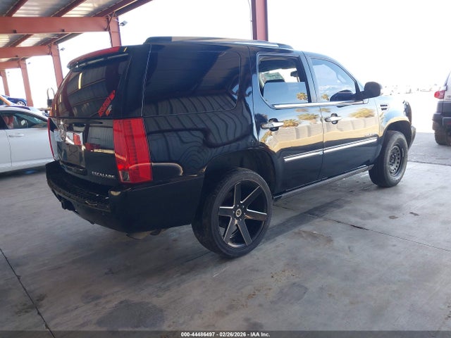 Auction sale of the 2010 Cadillac Escalade Premium, vin: 1GYUKCEF8AR214946, lot number: 44486497