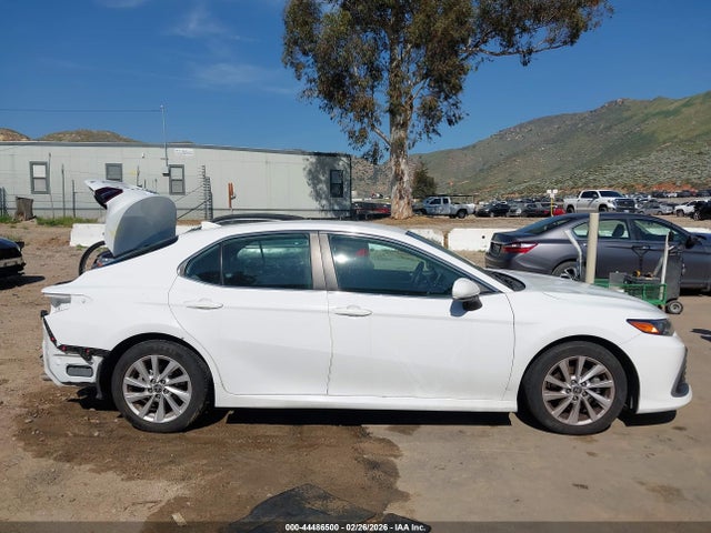 4T1C11AK1MU582474 Toyota CAMRY LE