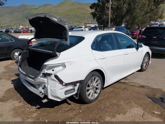 4T1C11AK1MU582474 Toyota CAMRY LE