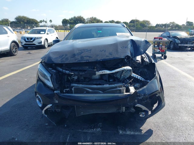 44486531 :رقم المزاد ، WDCTG4EB6LU026376 vin ، 2020 Mercedes-benz Gla 250 مزاد بيع