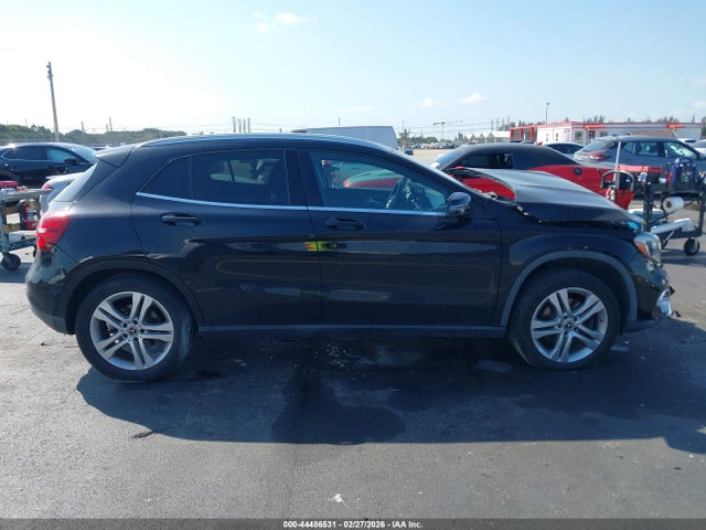 44486531 :رقم المزاد ، WDCTG4EB6LU026376 vin ، 2020 Mercedes-benz Gla 250 مزاد بيع