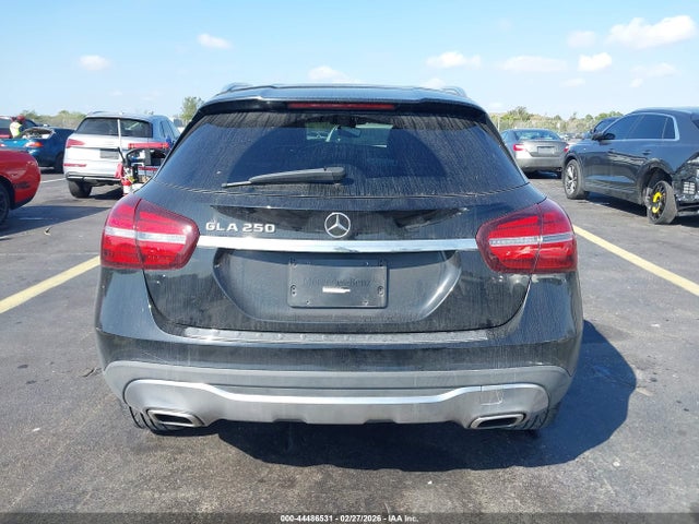 44486531 :رقم المزاد ، WDCTG4EB6LU026376 vin ، 2020 Mercedes-benz Gla 250 مزاد بيع